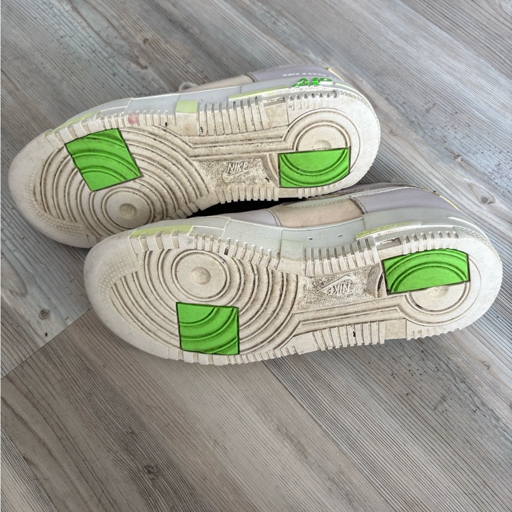 Nike Women’s Air Force 1 Pixel "Have a Good Game" size 8.5 - Picture 2 of 5